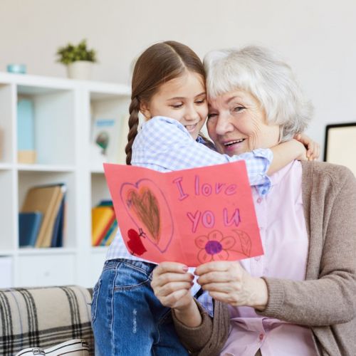 5 Thoughtful Ways to Show Your Elderly Loved Ones You Care This Valentine’s Day